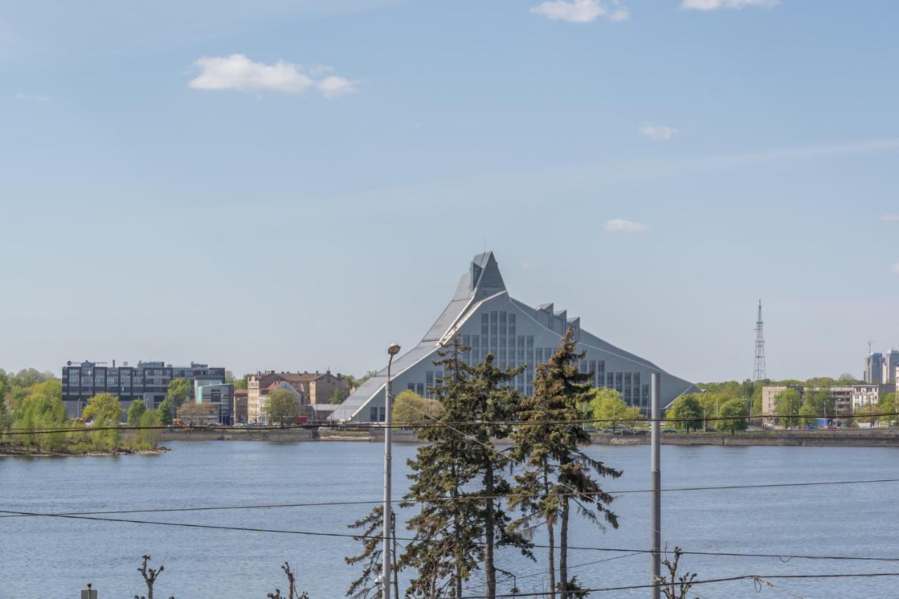 Cosy Studio With River View Riga Extérieur photo